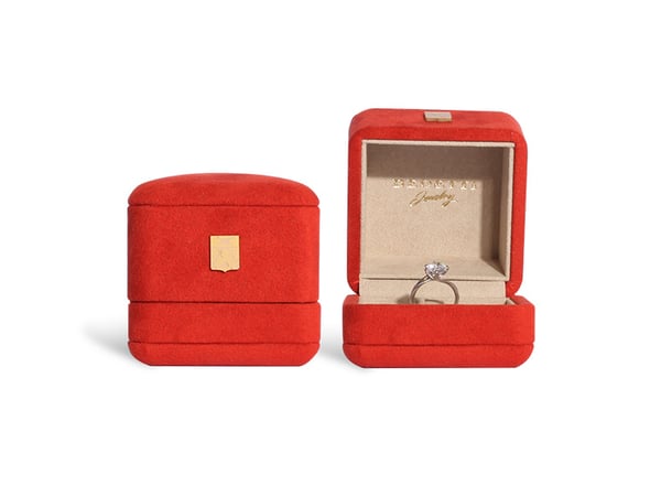 Estuche para joyas personalizado Estuche 50 con perfil de latón