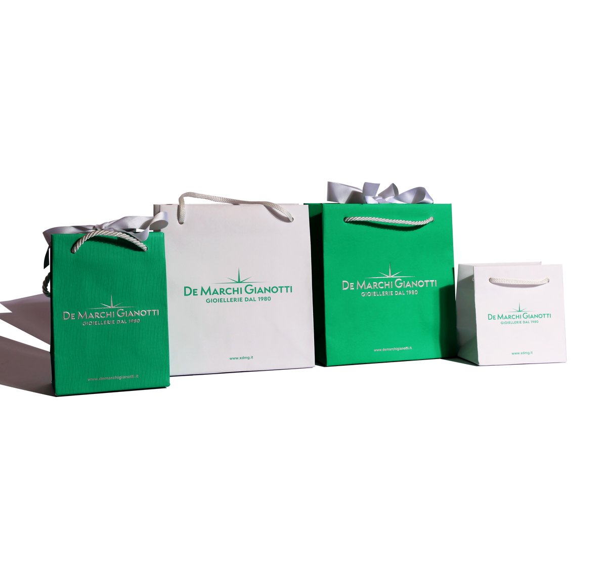 28.i30784-k3zeyTT-w708-h708-f1-l1-n1-c0-q99-r1