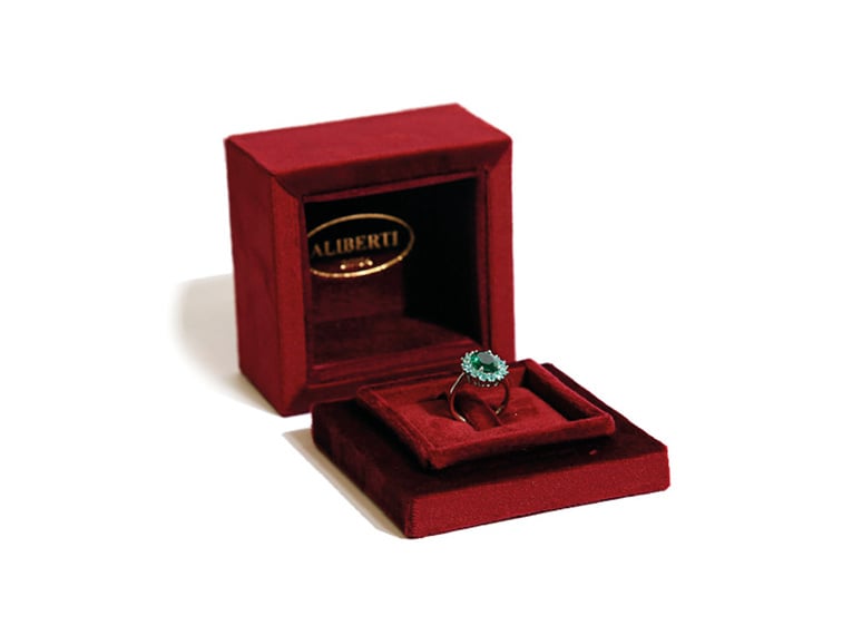 28.i30784-k3zeyTT-w708-h708-f1-l1-n1-c0-q99-r1