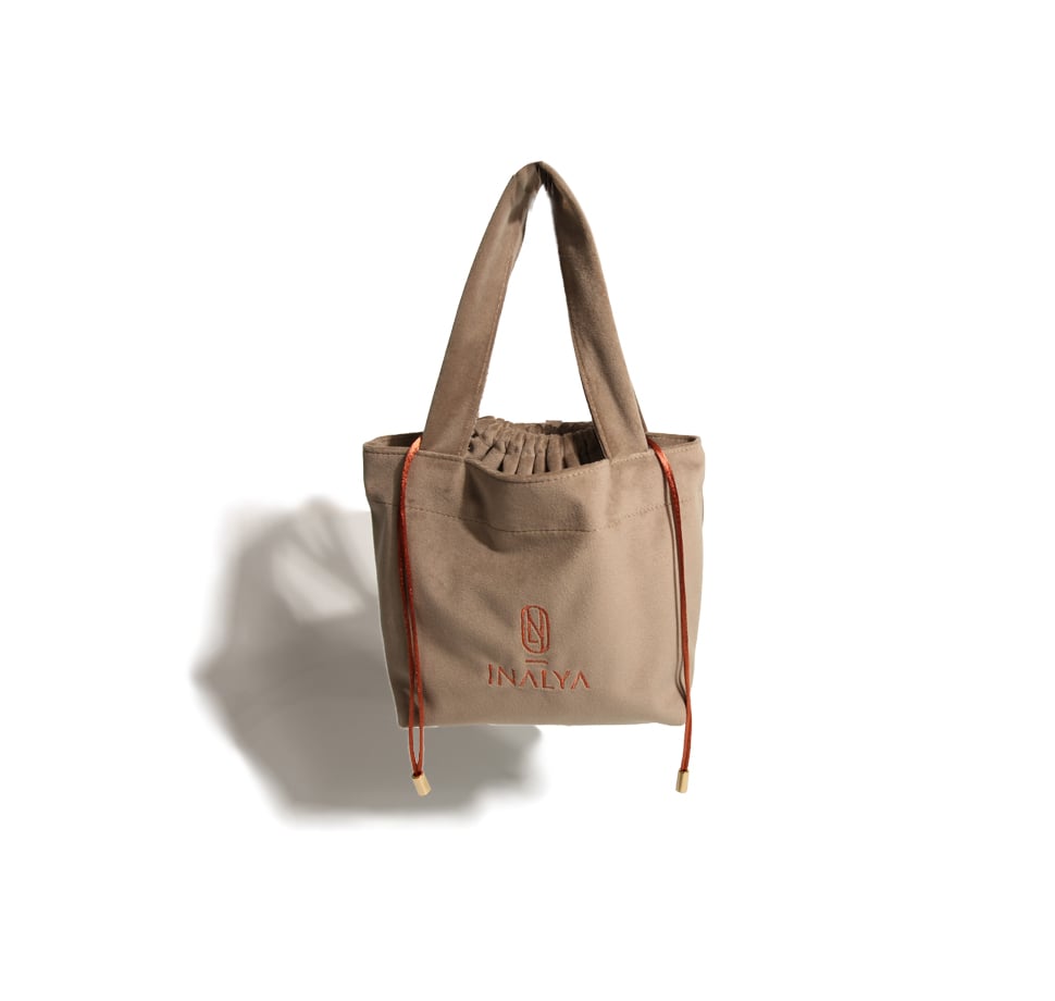 28.i30784-k3zeyTT-w708-h708-f1-l1-n1-c0-q99-r1