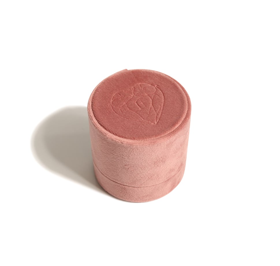 28.i30784-k3zeyTT-w708-h708-f1-l1-n1-c0-q99-r1