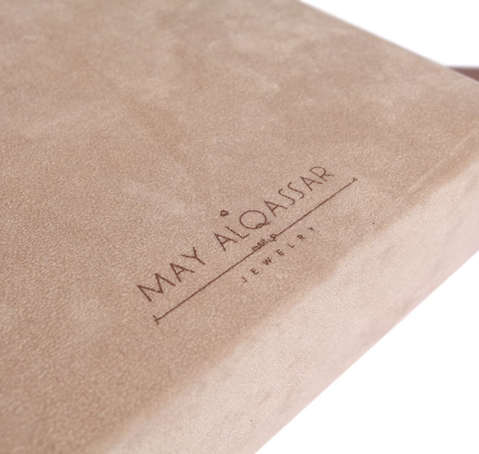 28.i30784-k3zeyTT-w708-h708-f1-l1-n1-c0-q99-r1