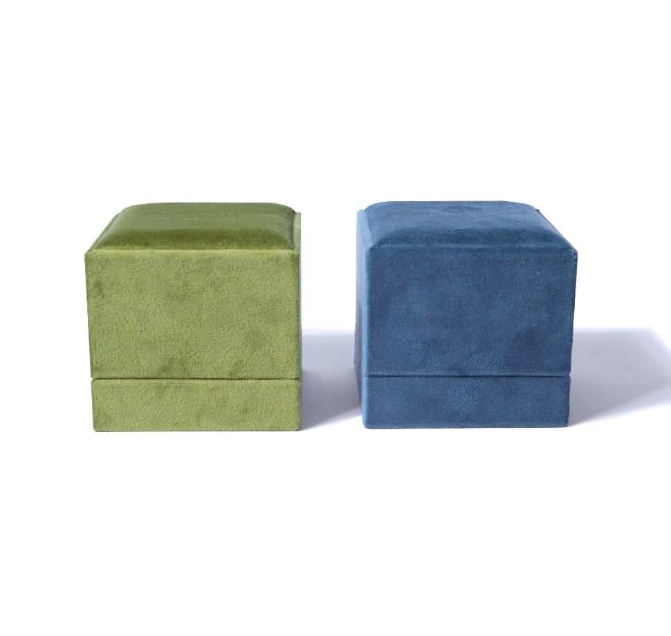 28.i30784-k3zeyTT-w708-h708-f1-l1-n1-c0-q99-r1