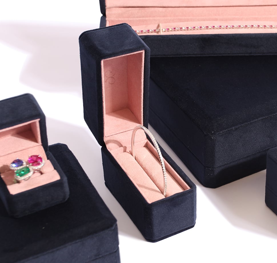 28.i30784-k3zeyTT-w708-h708-f1-l1-n1-c0-q99-r1