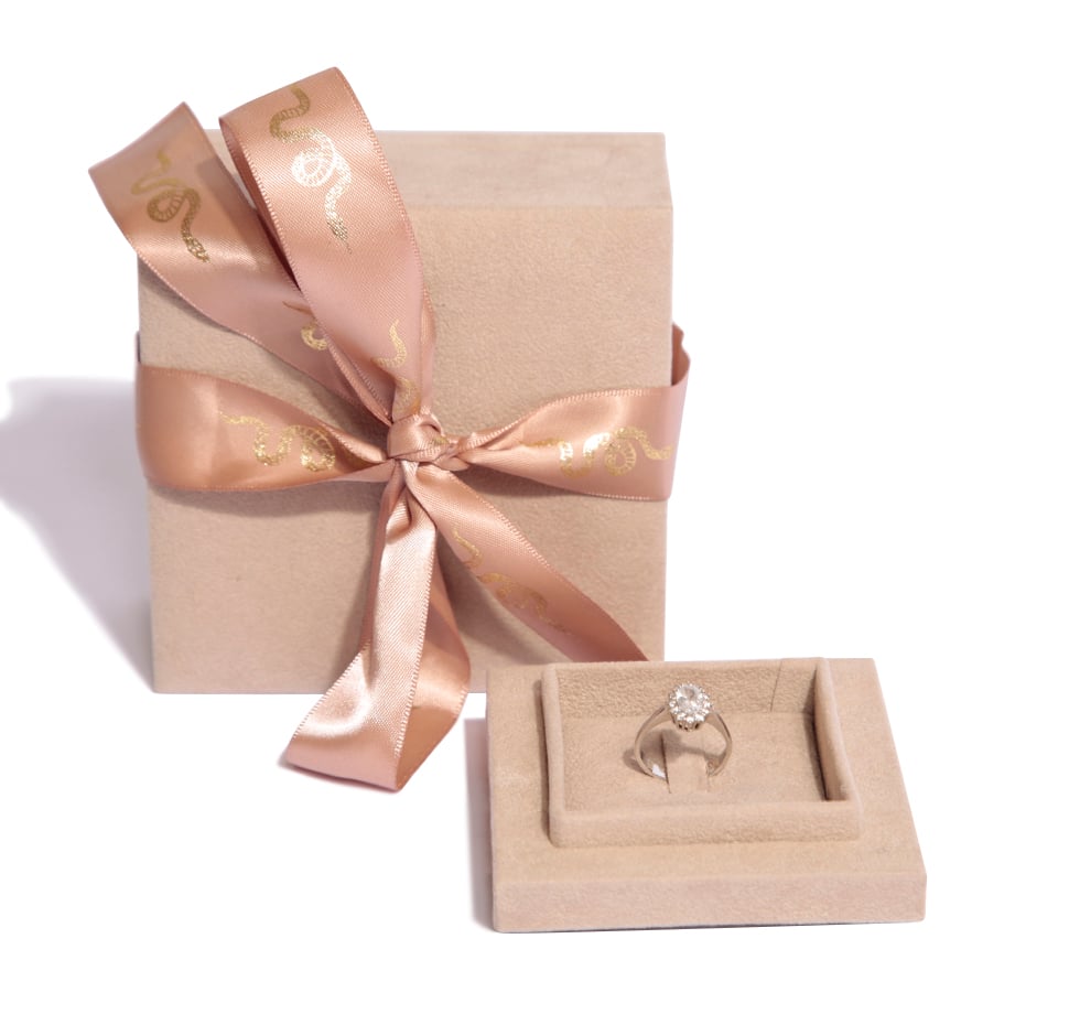 28.i30784-k3zeyTT-w708-h708-f1-l1-n1-c0-q99-r1