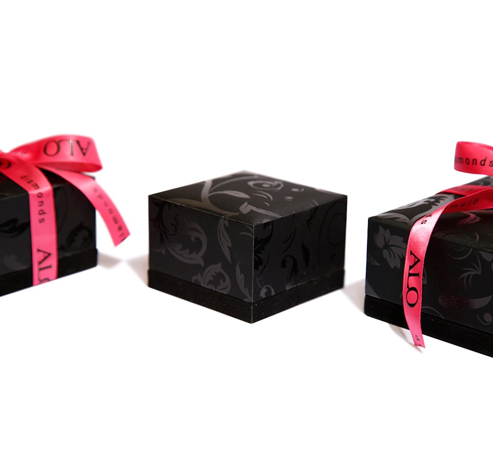 28.i30784-k3zeyTT-w708-h708-f1-l1-n1-c0-q99-r1