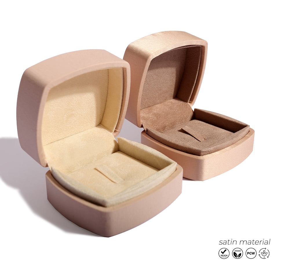 28.i30784-k3zeyTT-w708-h708-f1-l1-n1-c0-q99-r1