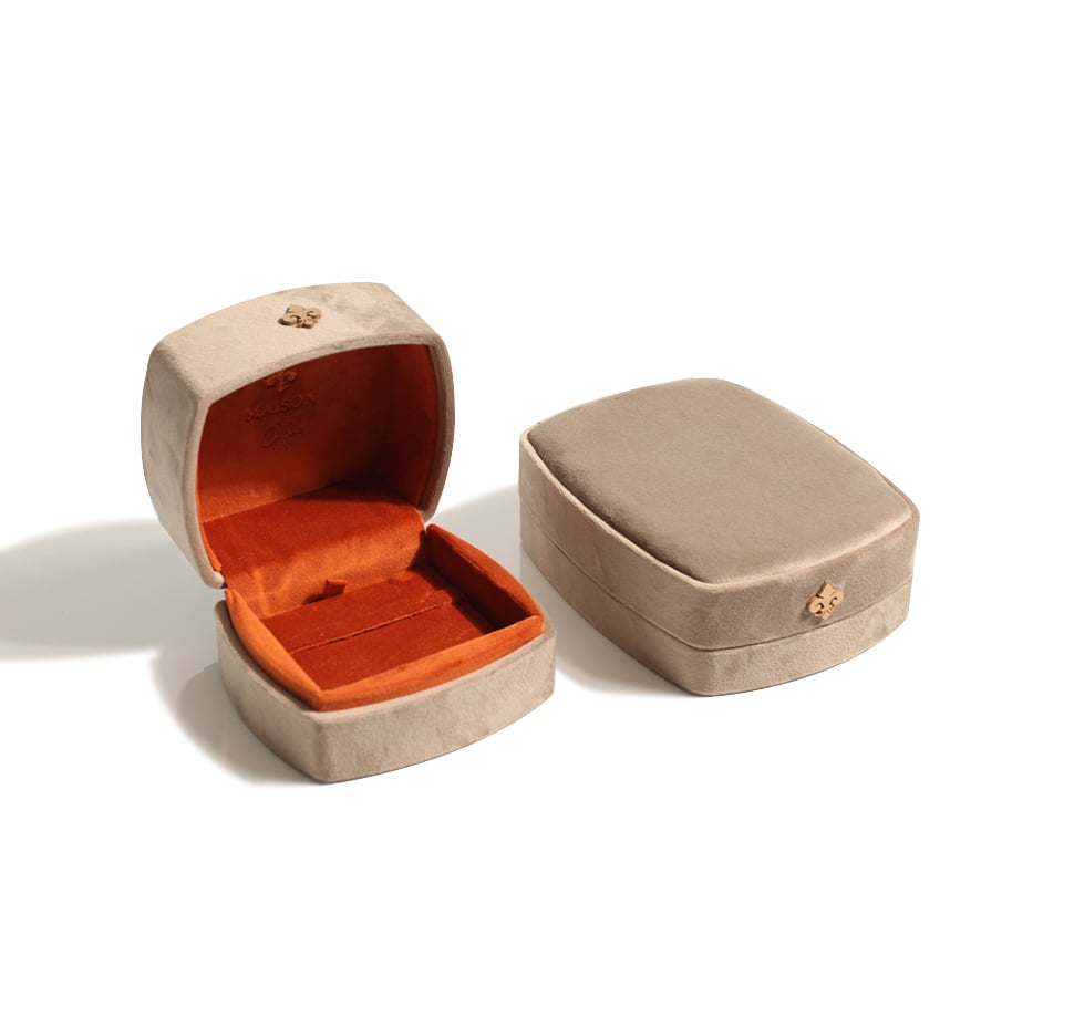 28.i30784-k3zeyTT-w708-h708-f1-l1-n1-c0-q99-r1