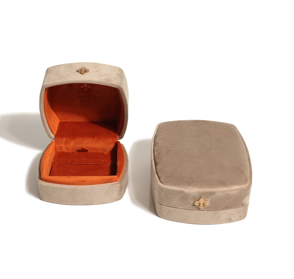 28.i30784-k3zeyTT-w708-h708-f1-l1-n1-c0-q99-r1