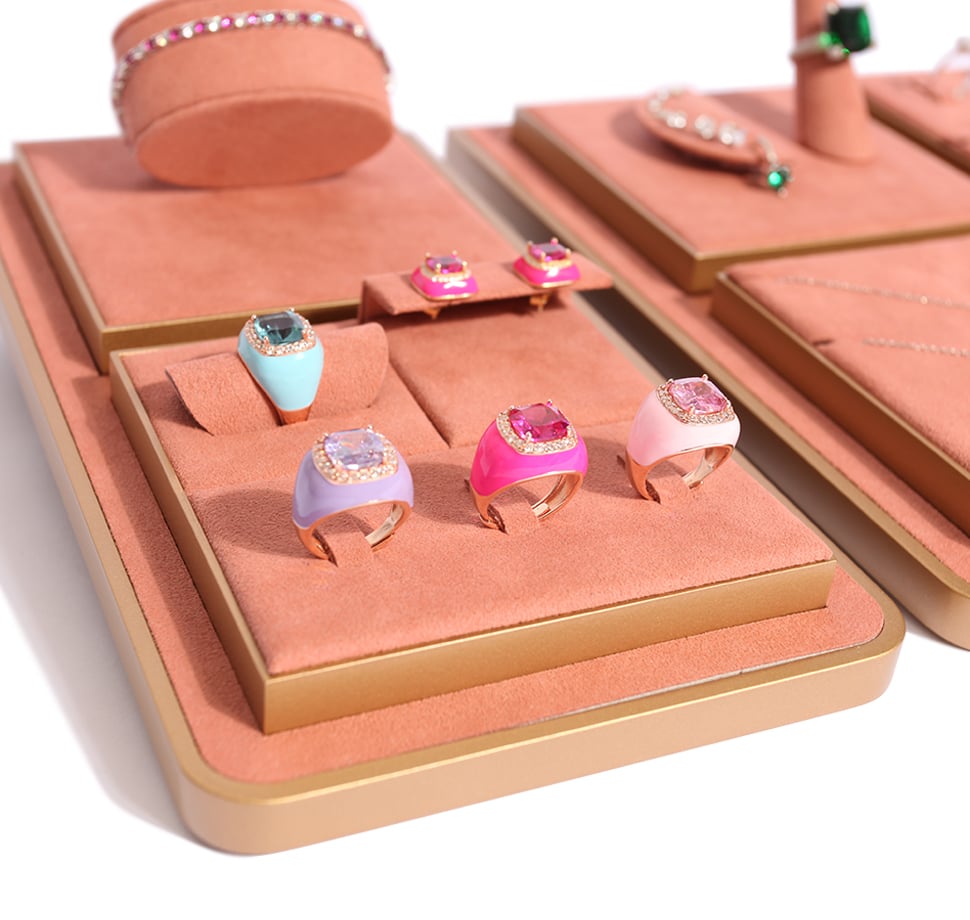 28.i30784-k3zeyTT-w708-h708-f1-l1-n1-c0-q99-r1