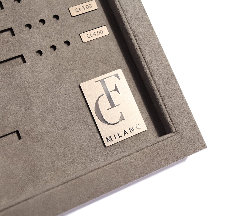 28.i30784-k3zeyTT-w708-h708-f1-l1-n1-c0-q99-r1