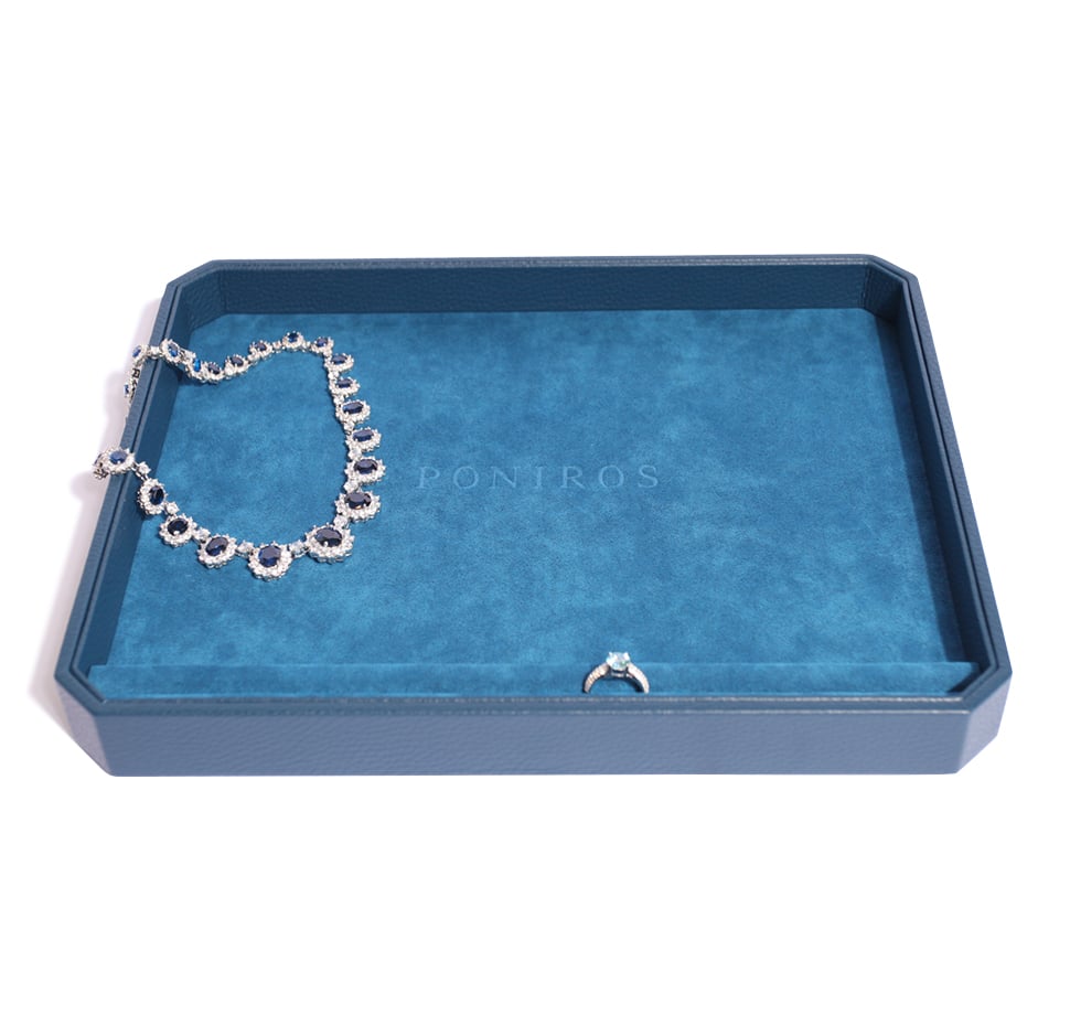 28.i30784-k3zeyTT-w708-h708-f1-l1-n1-c0-q99-r1