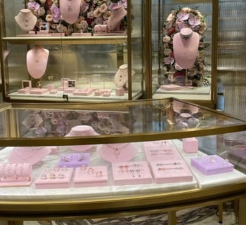 vetrinistica-e-visual-merchandising-kalthams-pavillion