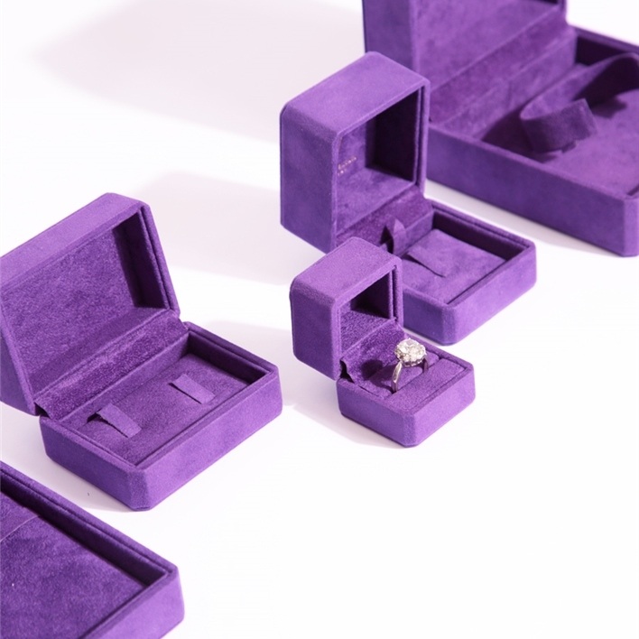 emerald ring boxes